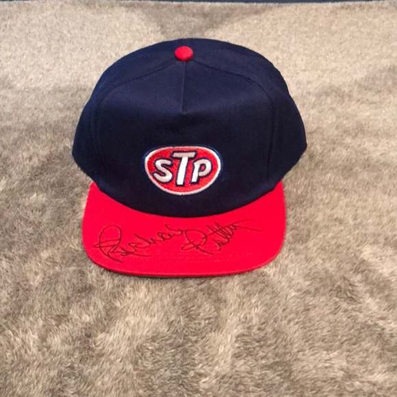 Nascar Other - Richard Petty STP Autograph hat NWT